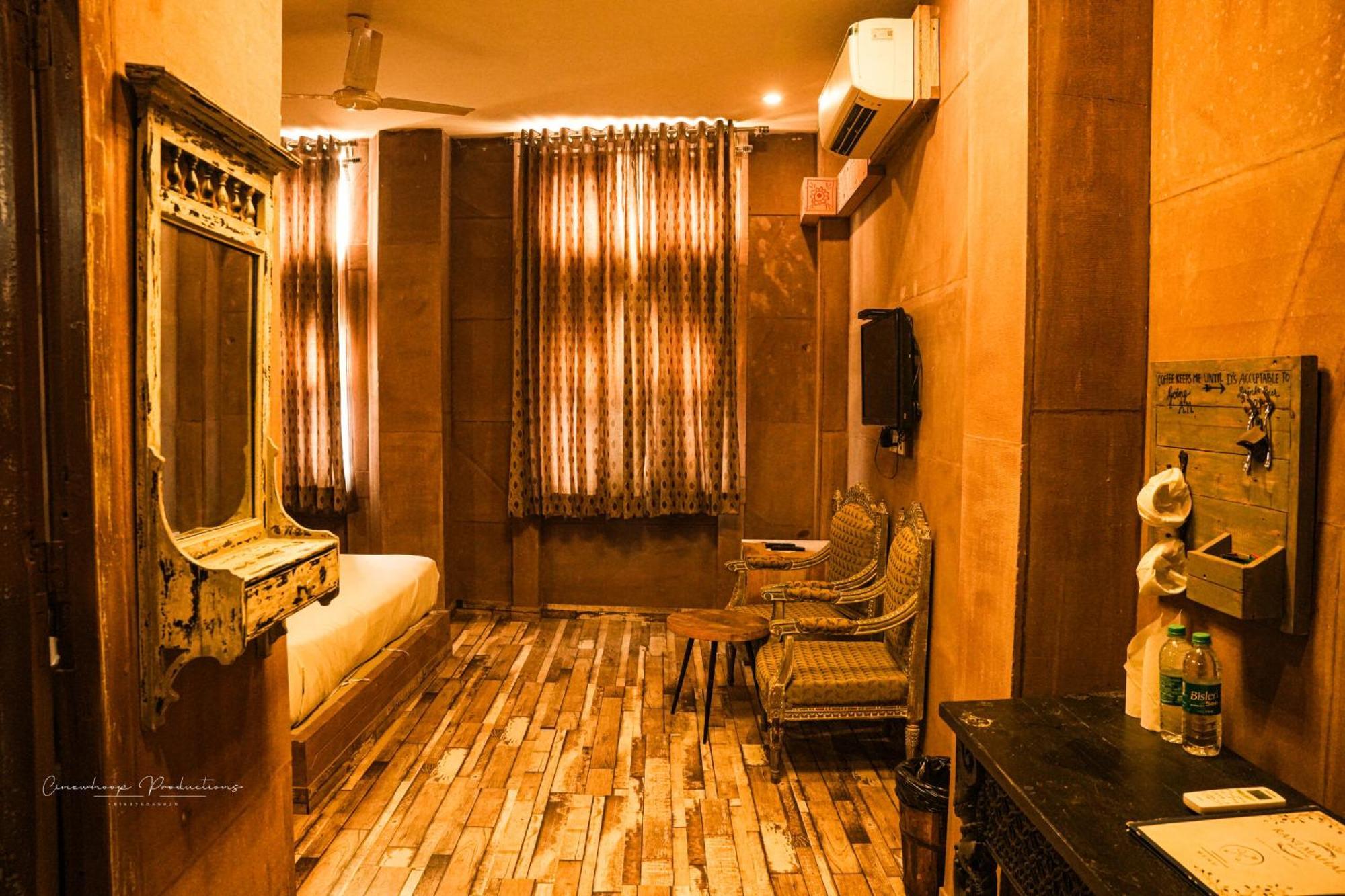 Hotel Rani Mahal à Jodhpur  Extérieur photo
